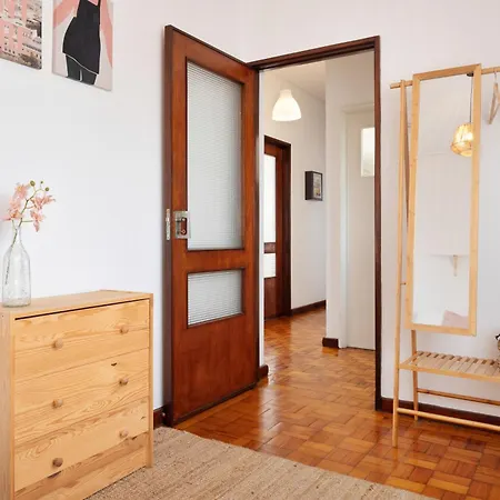 Apartamento ! Luminous 2br Floor ! Praça Da República