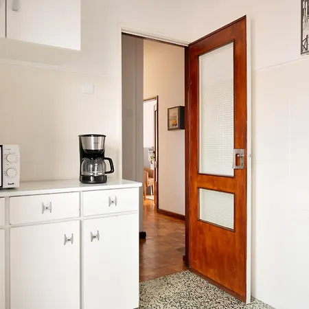 Apartment ! Luminous 2br Floor ! Praca Da Republica *