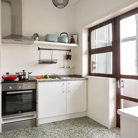 公寓 ! Luminous 2br Floor ! Praca Da Republica *