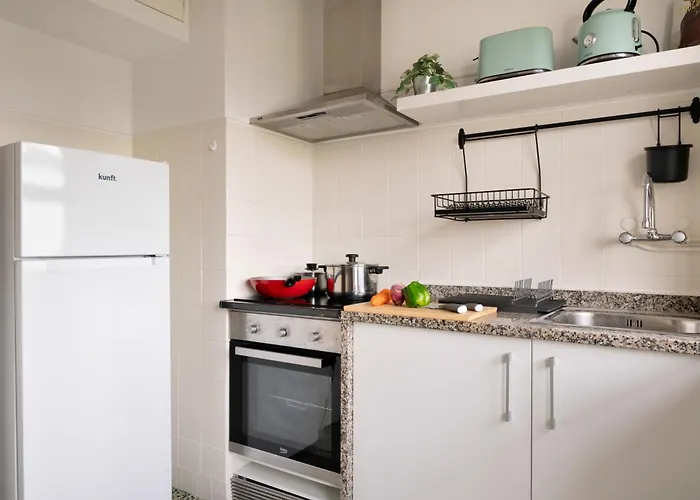 ! Luminous 2br Floor ! Praca Da Republica 아파트